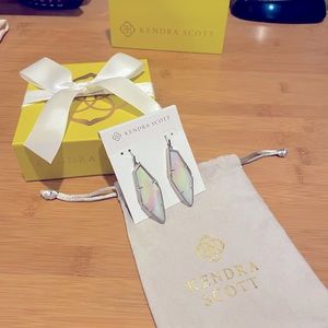 Kendra Scott Bexley Drop Earrings in Iridescent White Banded Agate